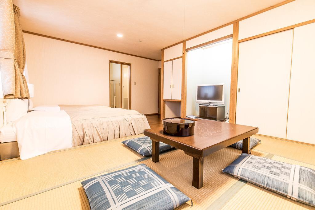 Petit Hotel Enchante Hakuba Exterior foto